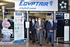 منار بـ  مطار القاهرة بشأن إستعدادات استضافة بطولة كأس العالم لليد